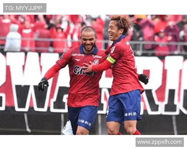 冈山绿雉与熊本深红的激烈对决展现足球魅力与团队精神